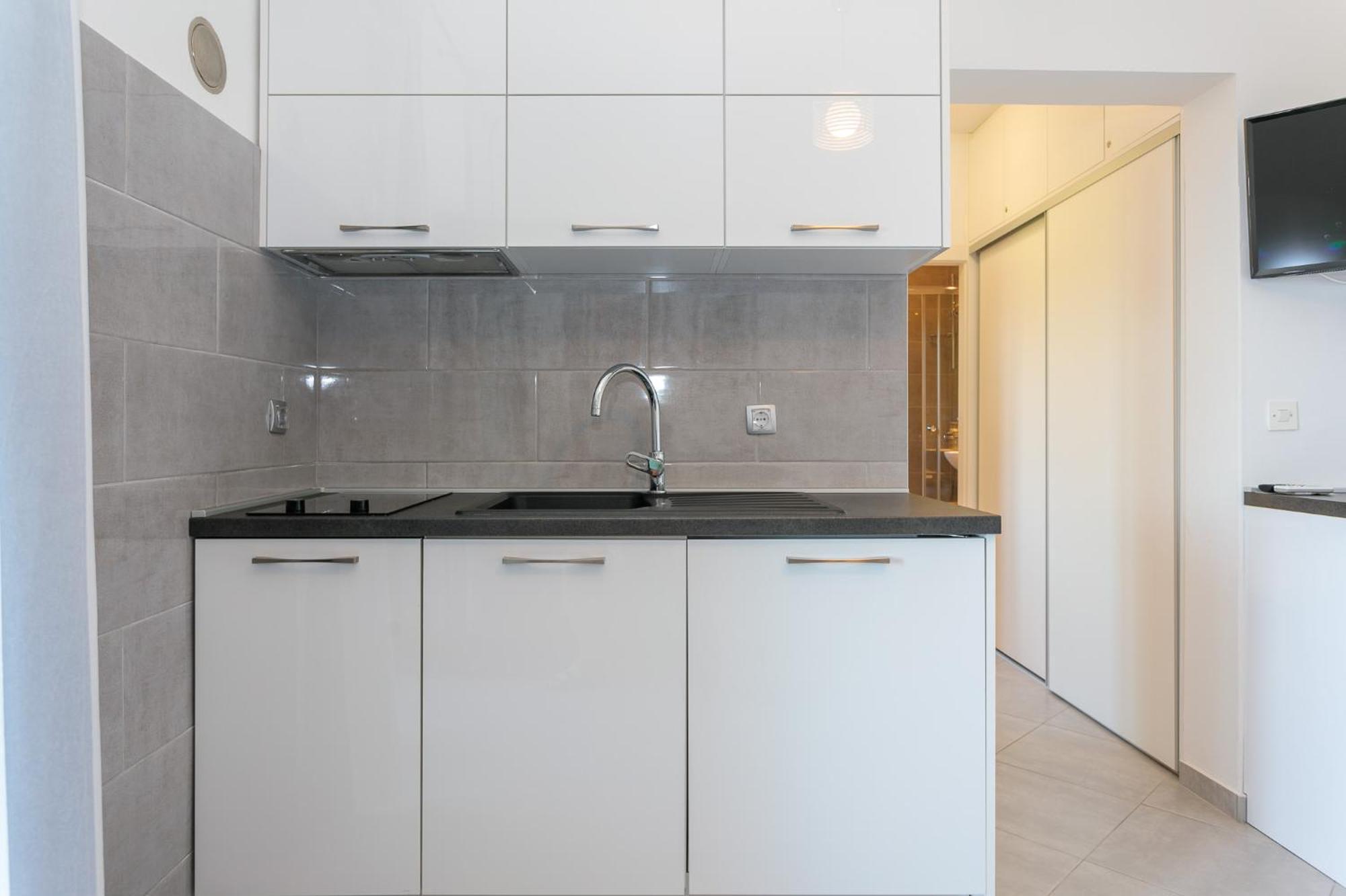 Apartments Delfin Krk Town Bagian luar foto