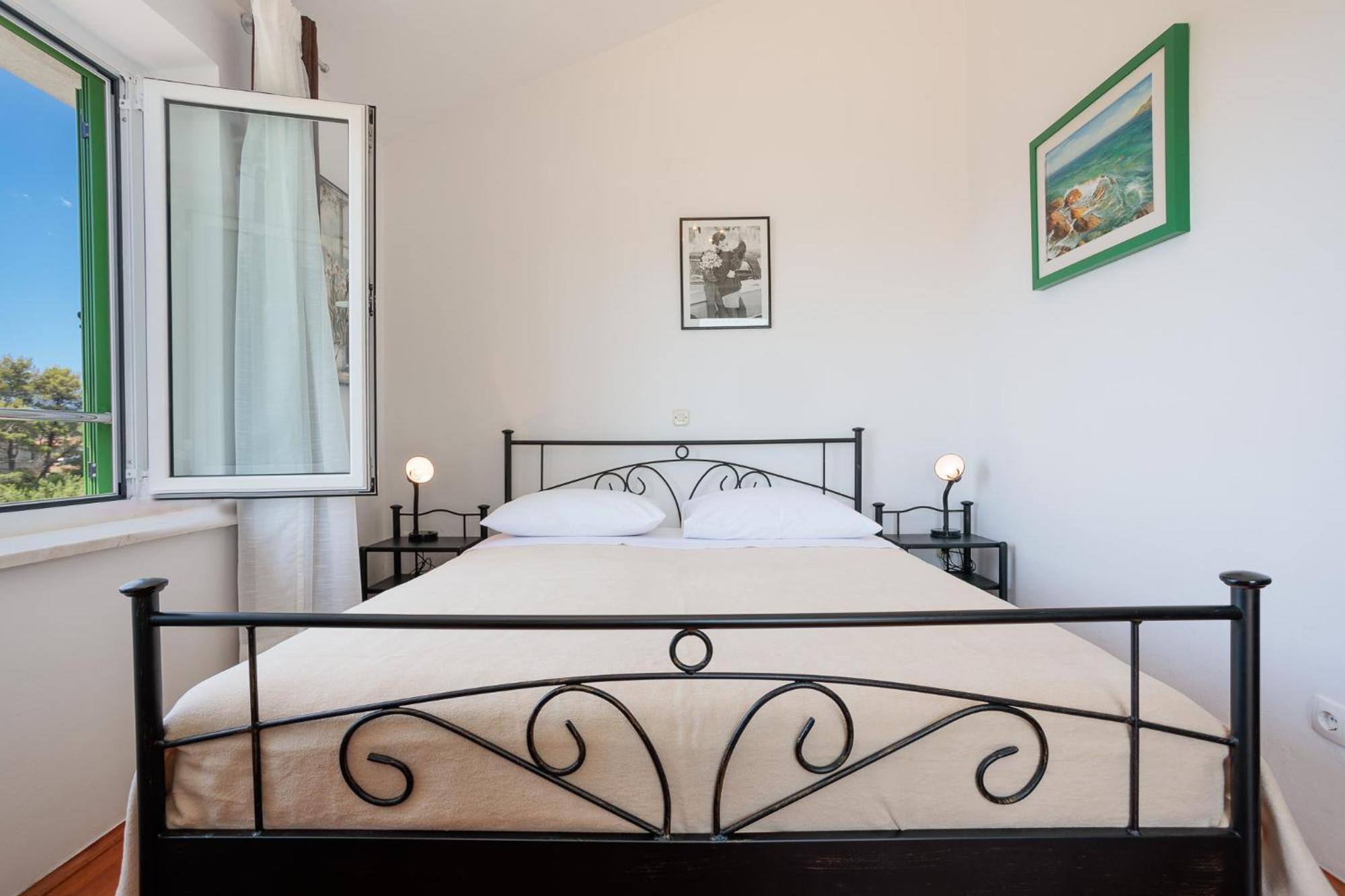 Apartments Delfin Krk Town Bagian luar foto