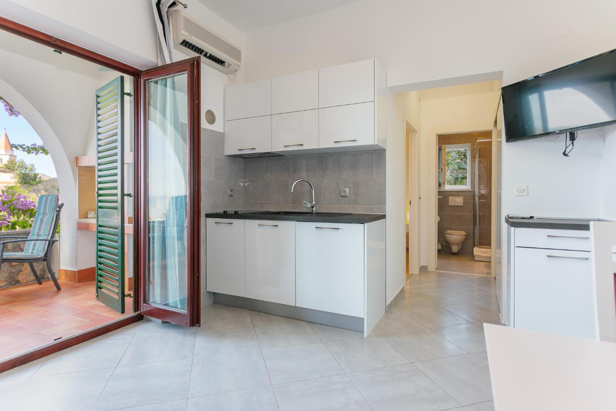 Apartments Delfin Krk Town Bagian luar foto
