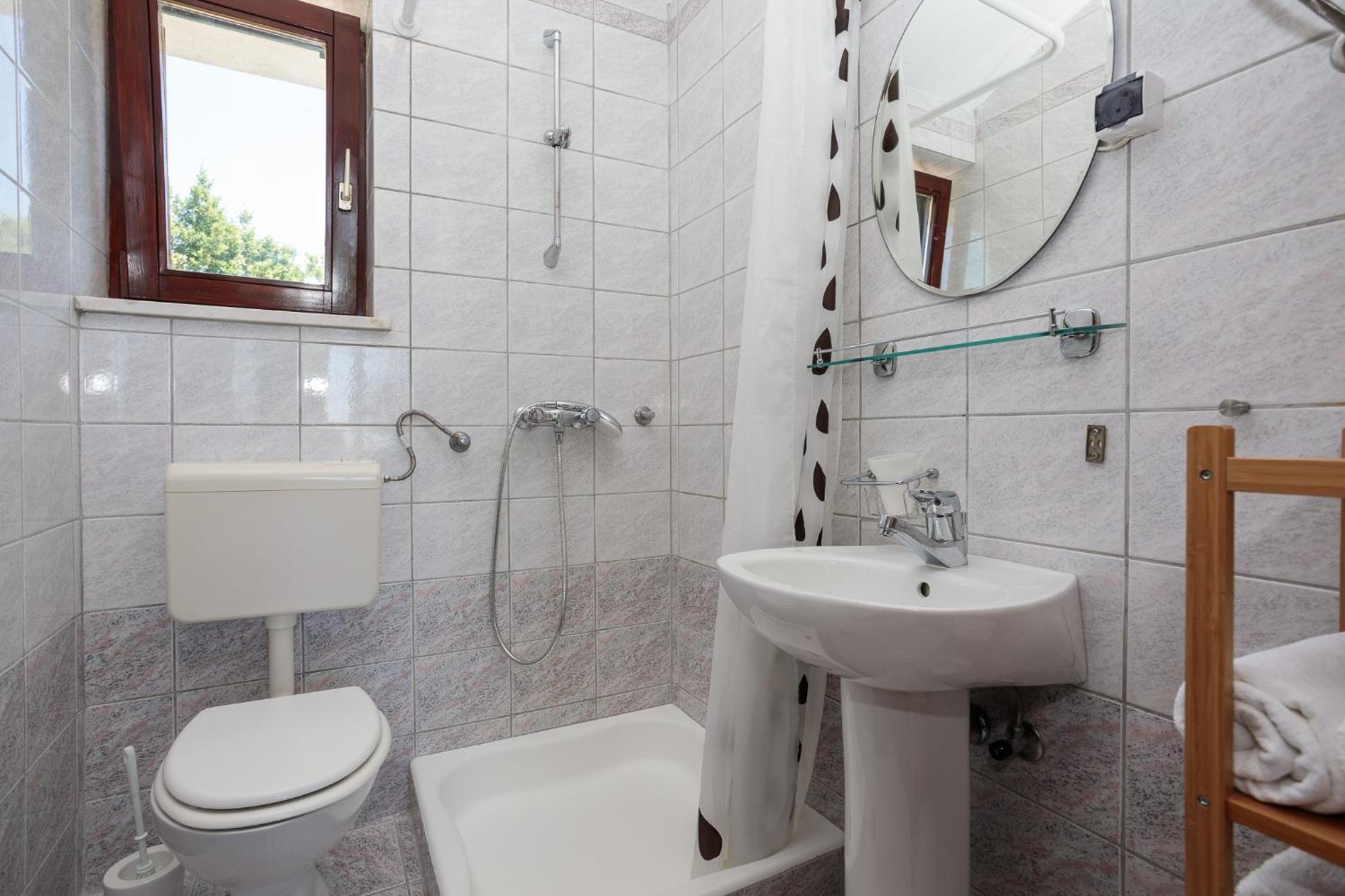 Apartments Delfin Krk Town Ruang foto